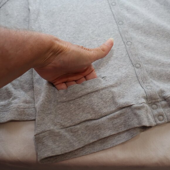 Lacoste Women's Ribbed Knit Lightweight Cotton Blend Cardigan Size EU42 US L EUC - Picture 6 of 9